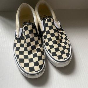 Vans adults checkerboard slip on sneakers size men:5.5 women 7.0 new with box